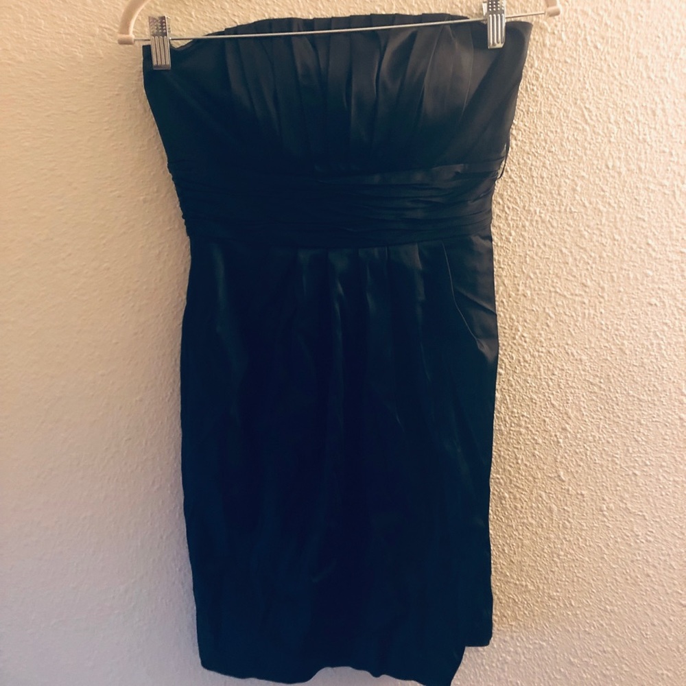 Black strapless dress